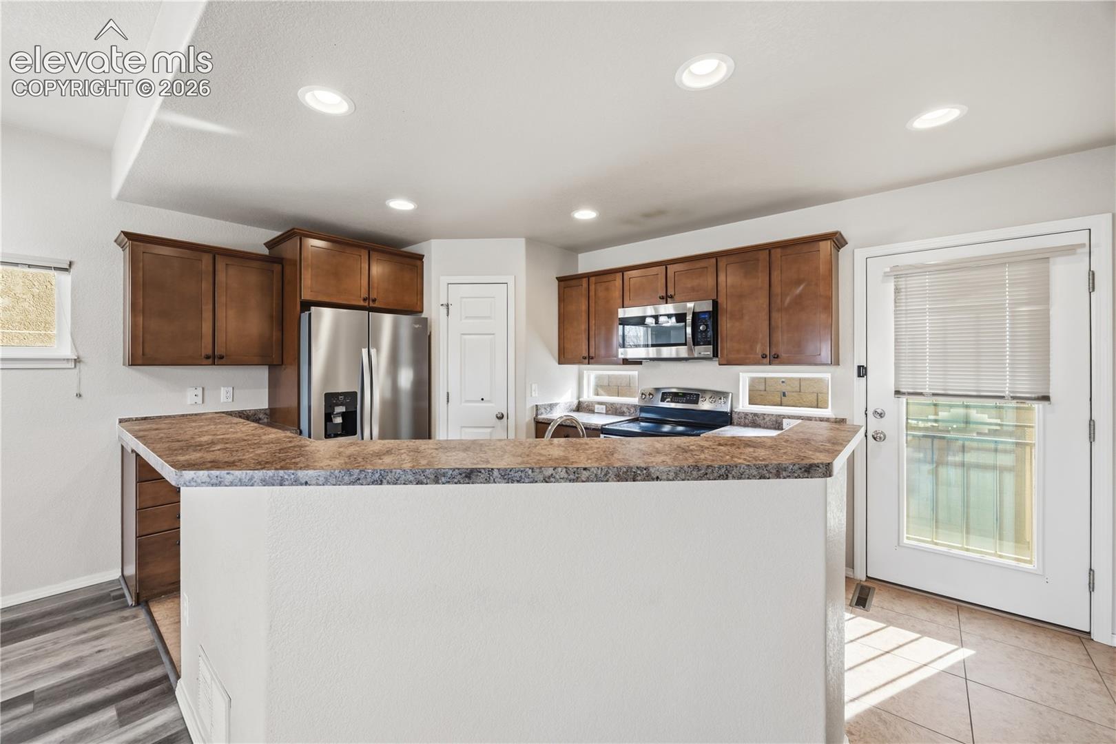 4367 Susie View