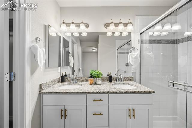 19 N Raven Mine Drive