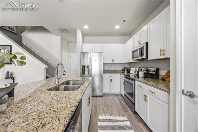 19 N Raven Mine Drive