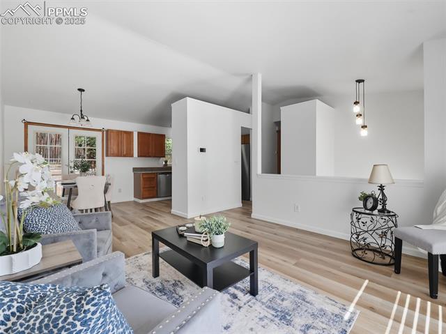 2706 N Chestnut Street