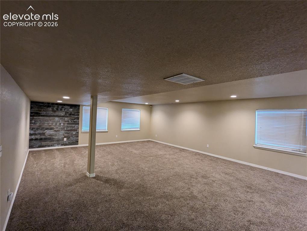7502 Araia Drive