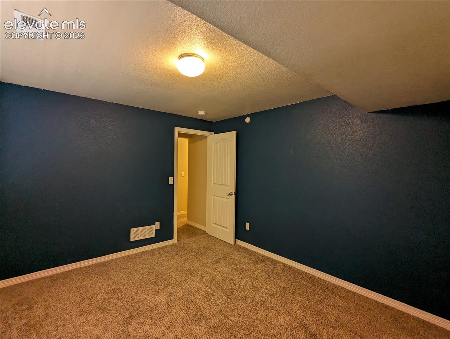 7502 Araia Drive