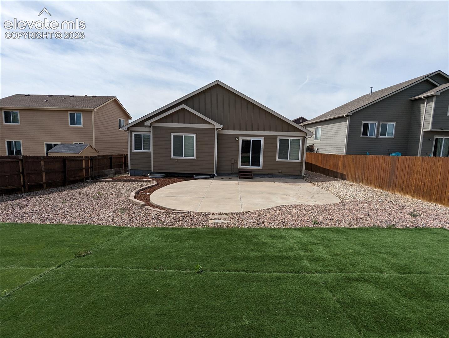 7502 Araia Drive