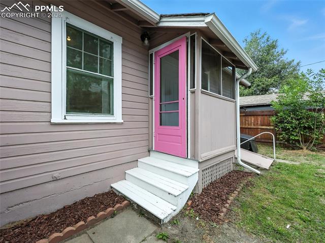 326 N Sheridan Avenue