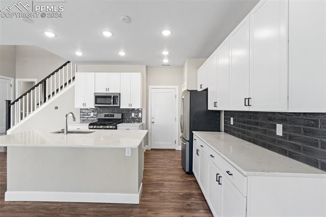 10054 Poppy Mallow Point