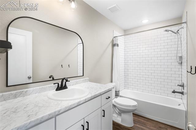 10054 Poppy Mallow Point