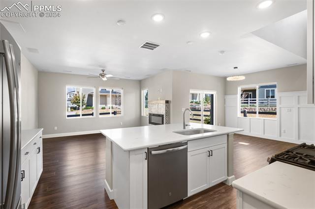 10054 Poppy Mallow Point