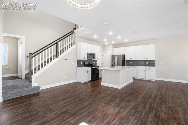 10054 Poppy Mallow Point