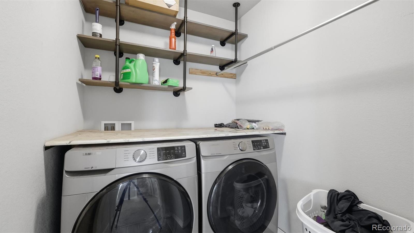 10581 Traders Parkway