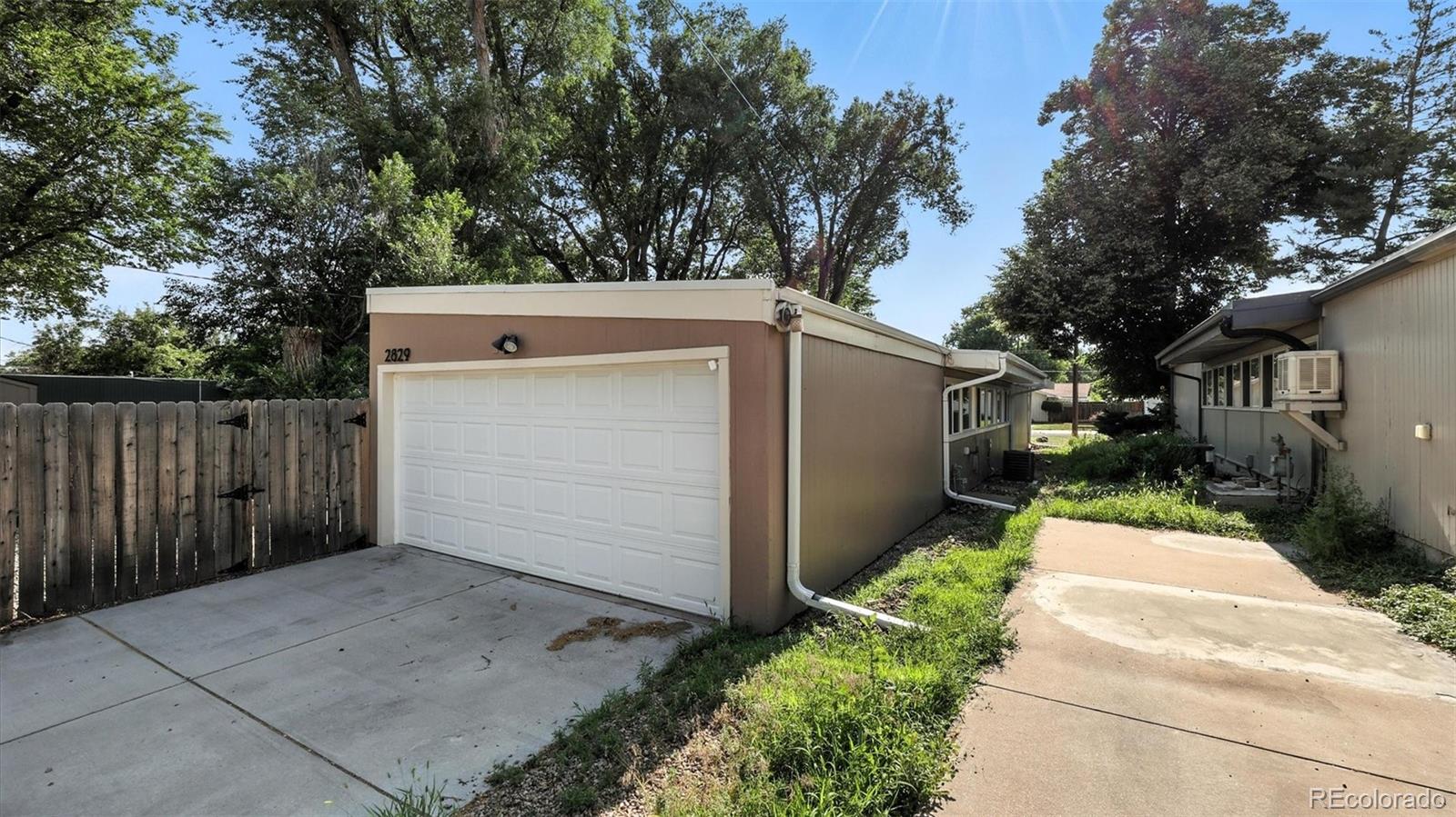 2829 Illinois Avenue