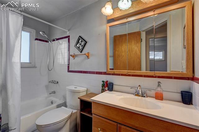 3210 Michigan Avenue