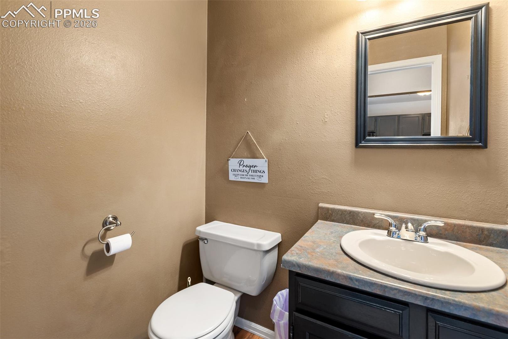 560 Manor Court Unit: C