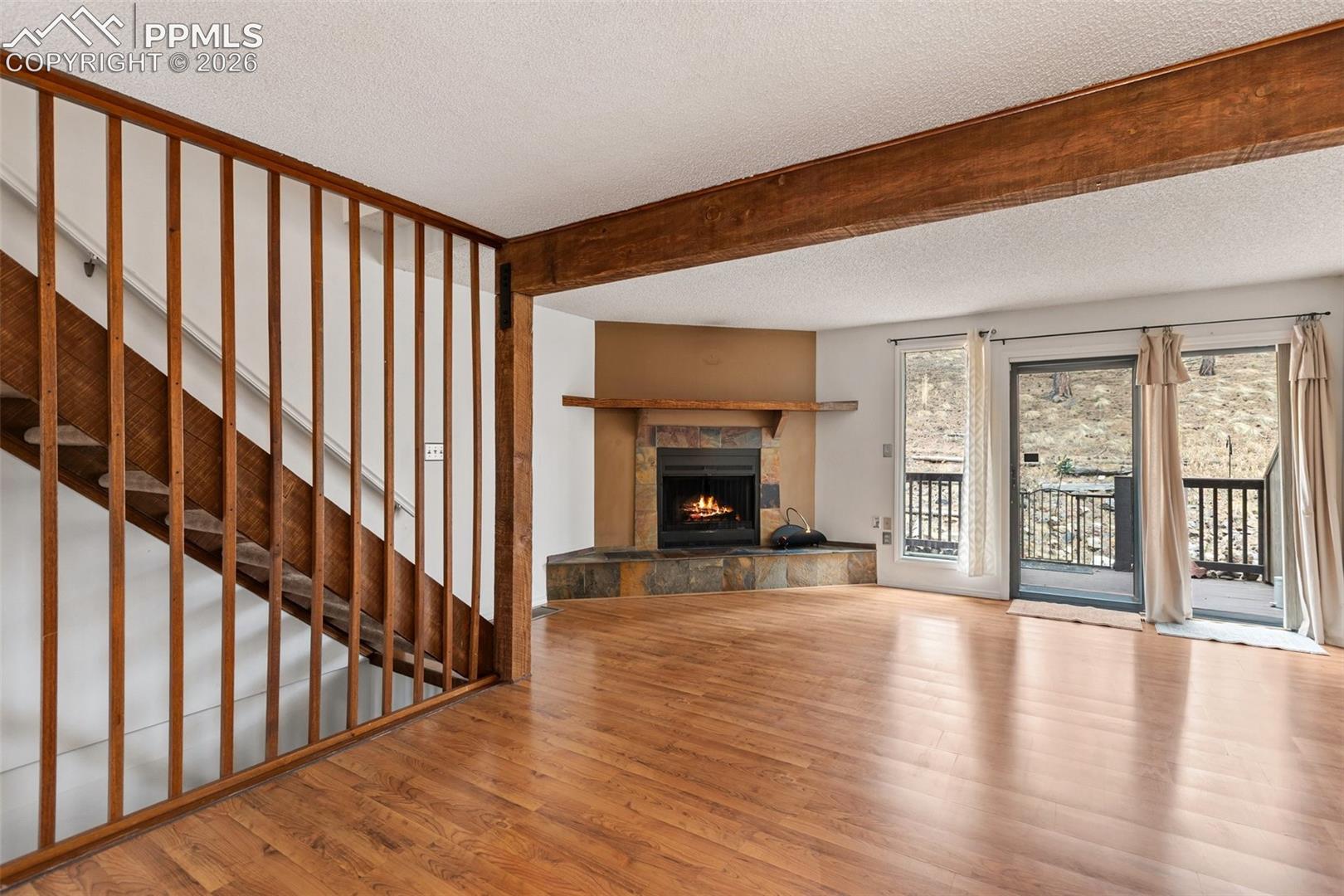 560 Manor Court Unit: C