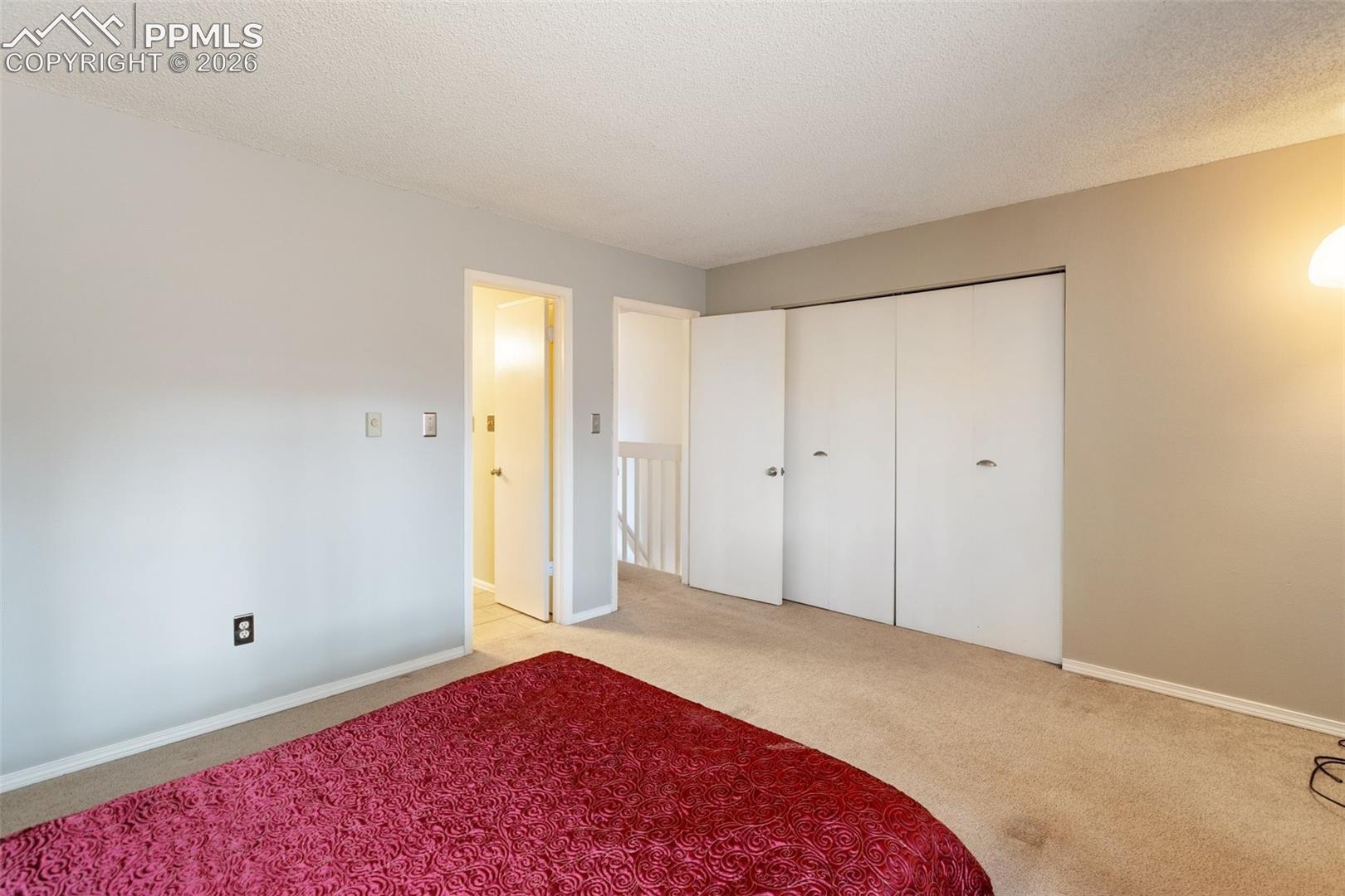 560 Manor Court Unit: C
