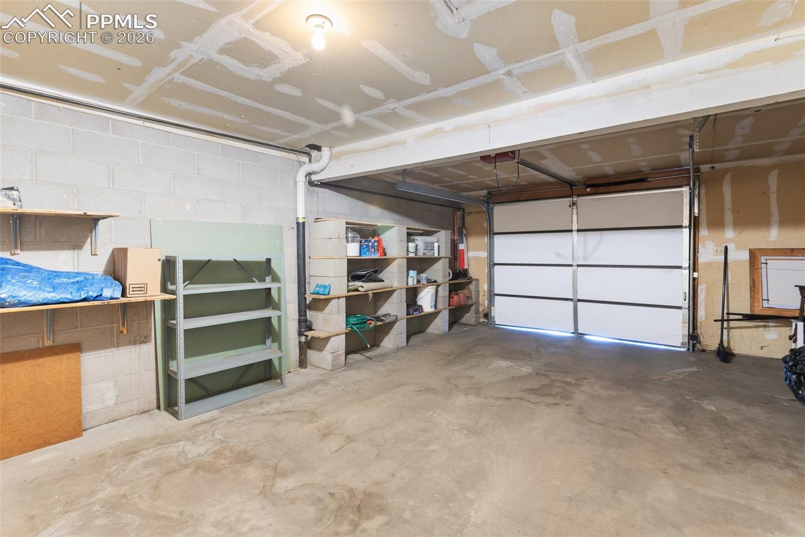 560 Manor Court Unit: C