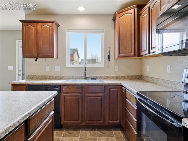 10859 Hidden Ridge Circle