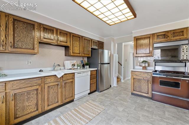 2814 Westwood Boulevard