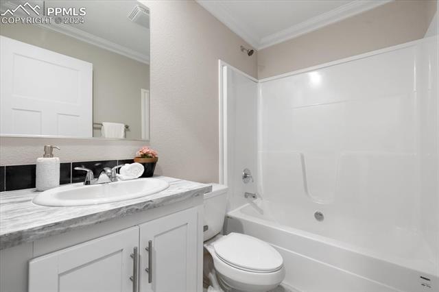 503 E Fredonia Drive