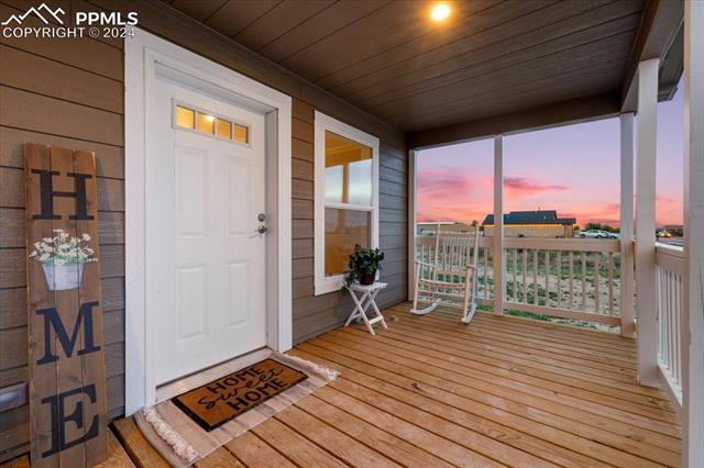 503 E Fredonia Drive