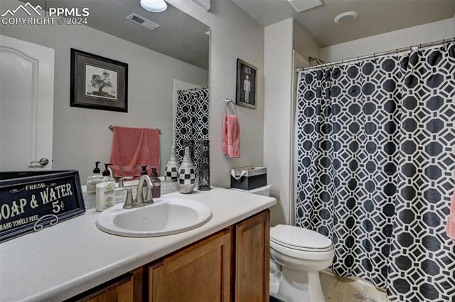 5441 Barnstormers Avenue