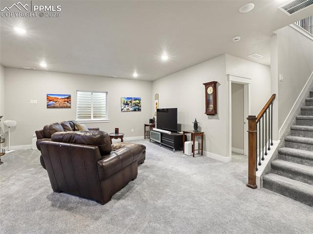 16015 Mountain Flax Drive