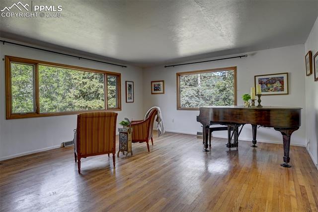4665 Fox Road
