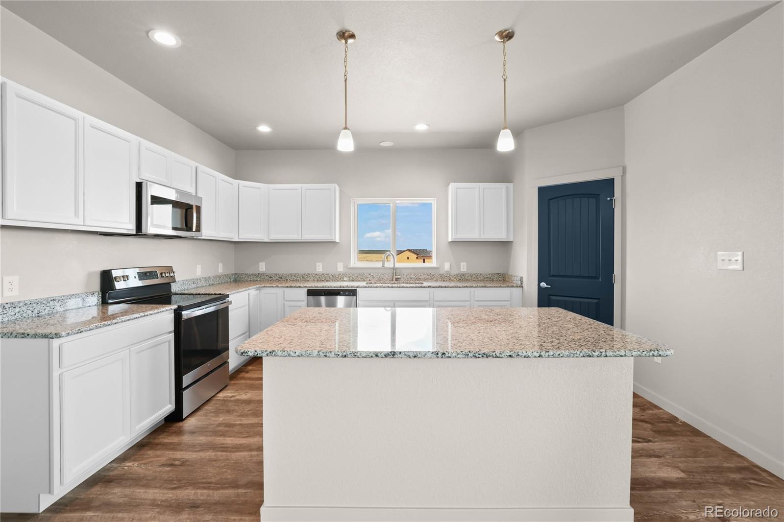 1437 N Chuckwagon Lane