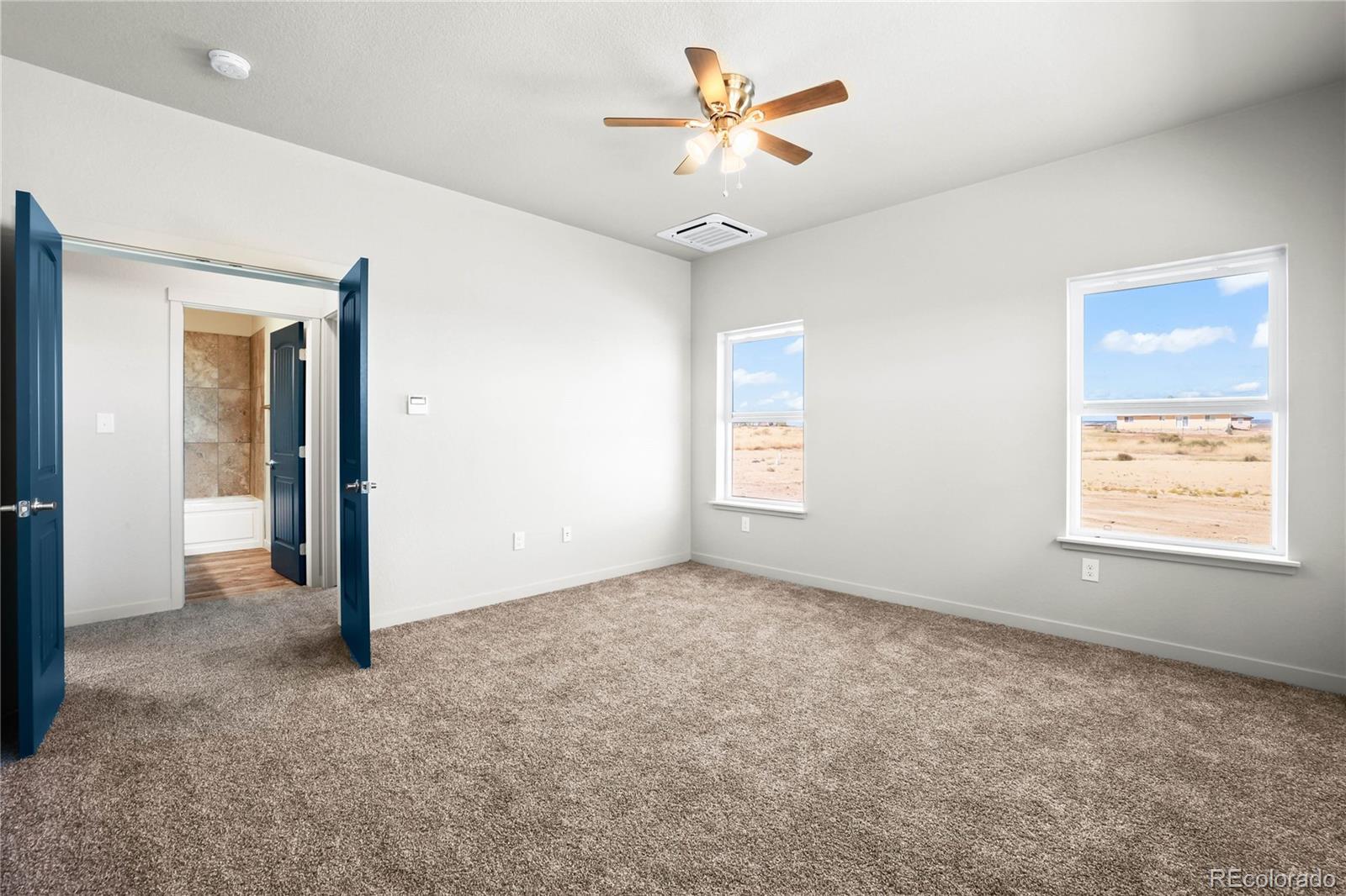 1437 N Chuckwagon Lane