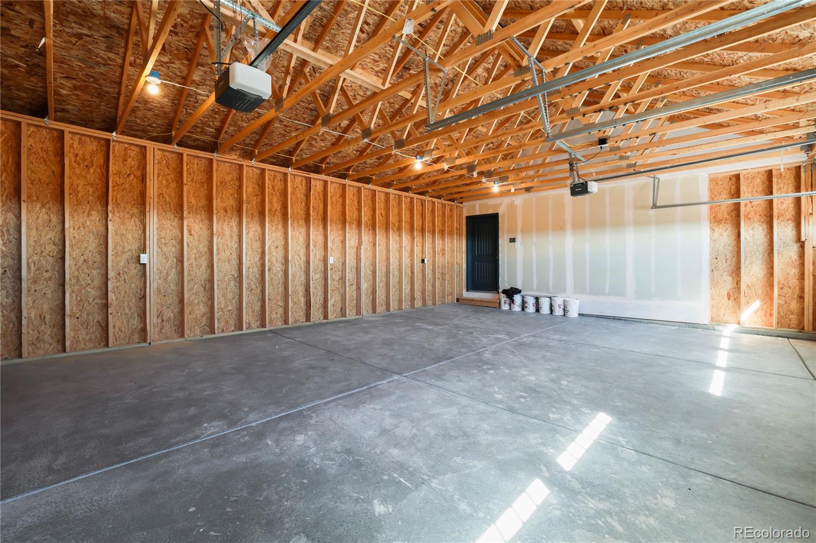 1437 N Chuckwagon Lane