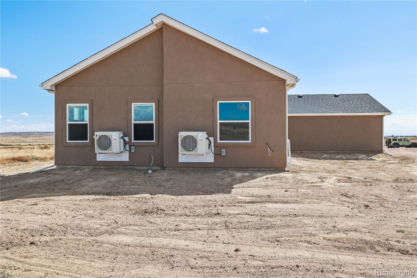 1437 N Chuckwagon Lane