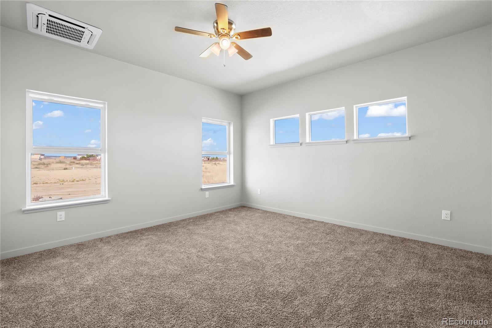 1437 N Chuckwagon Lane