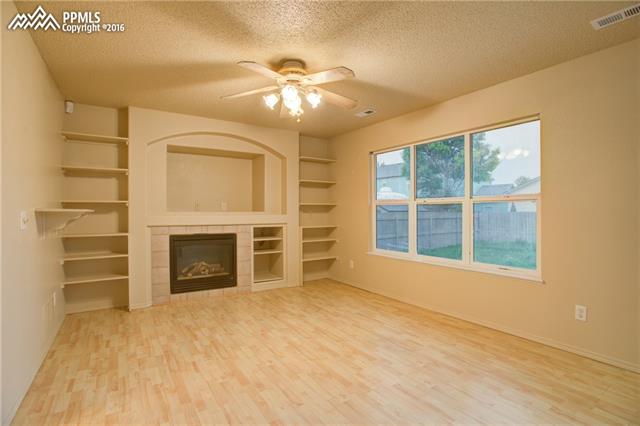 863 S Candlestar Loop