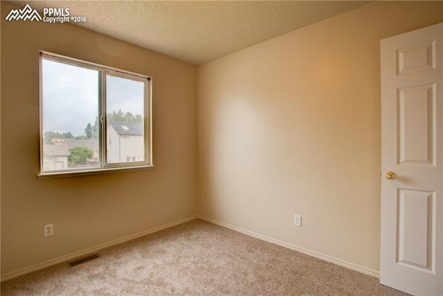 863 S Candlestar Loop