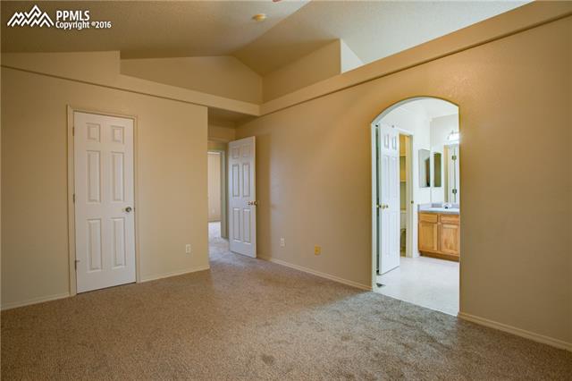 863 S Candlestar Loop