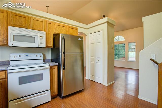 863 S Candlestar Loop