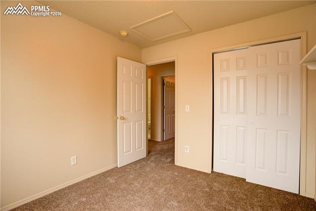 863 S Candlestar Loop