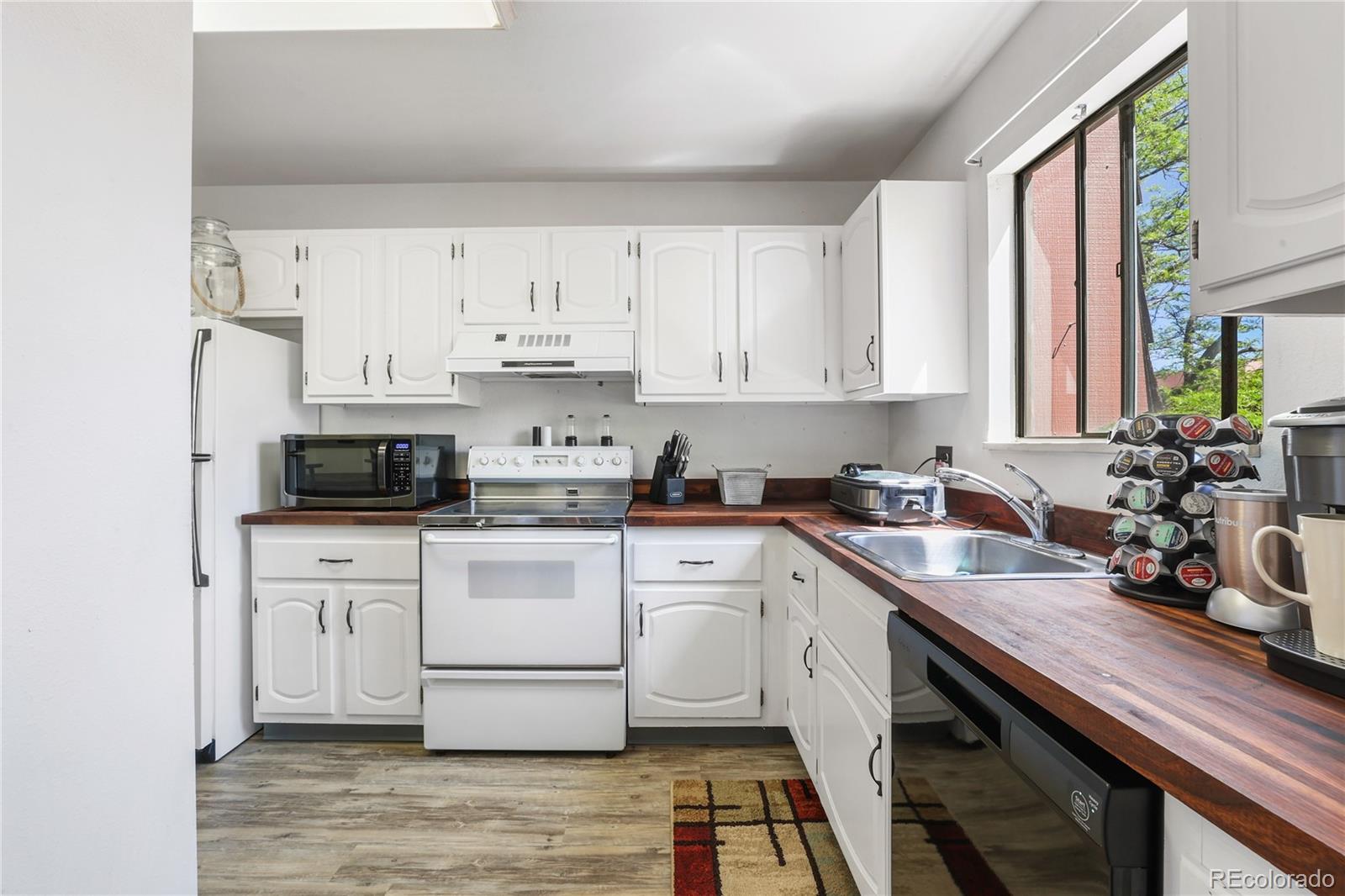 2905 Mesa Road Unit: B