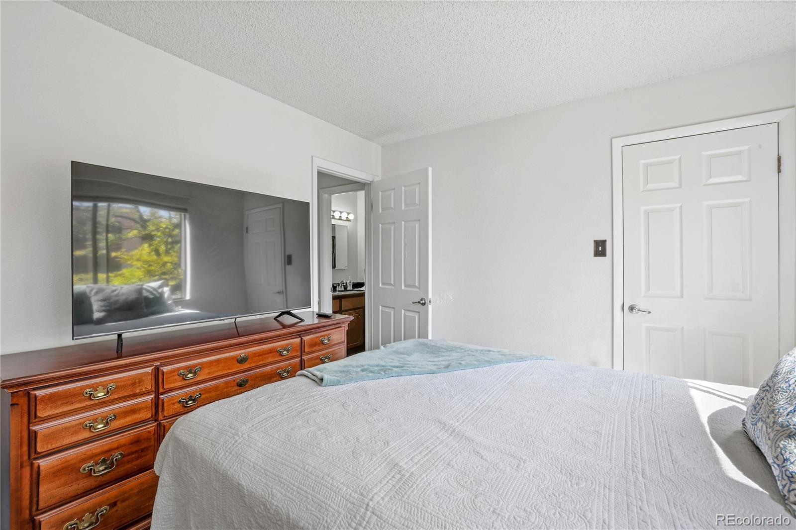 2905 Mesa Road Unit: B