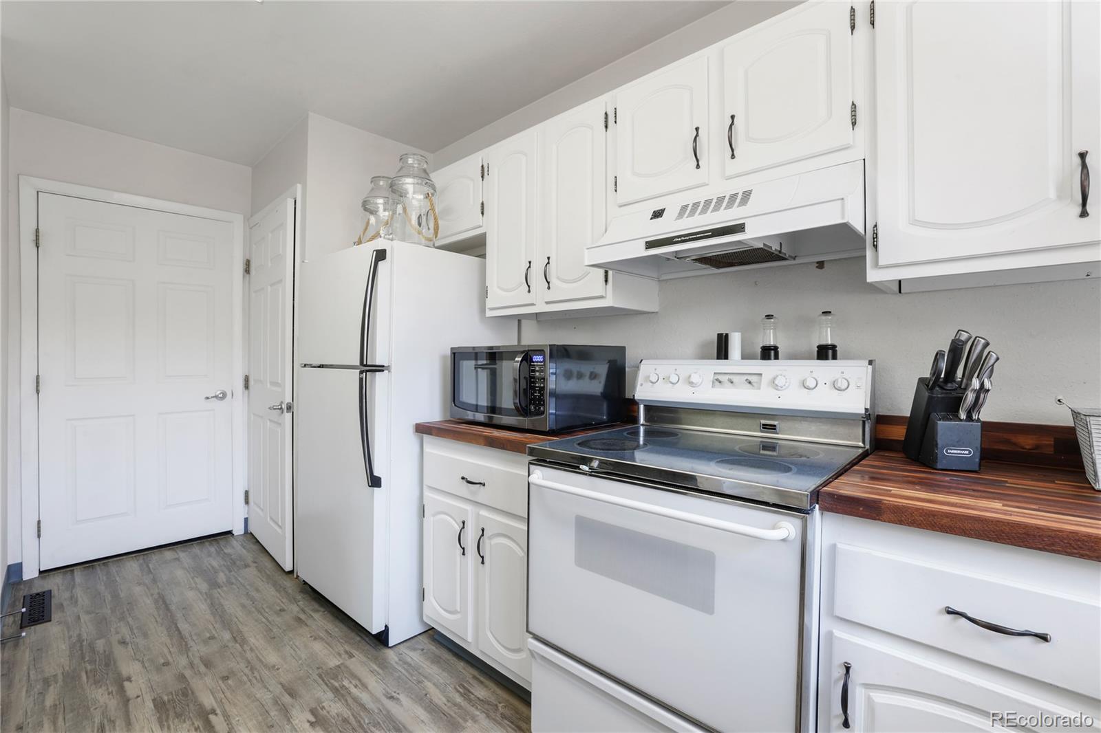 2905 Mesa Road Unit: B