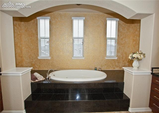 7695 Wrangler Ridge Drive