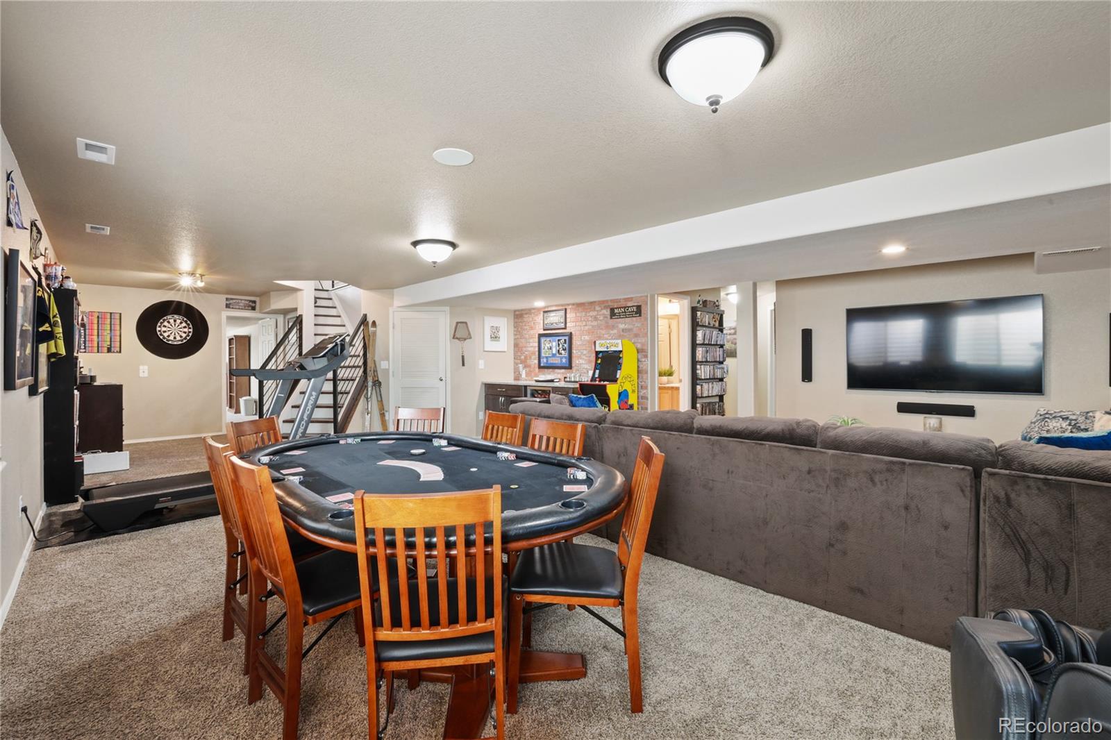 6435 Coyote Ridge Court