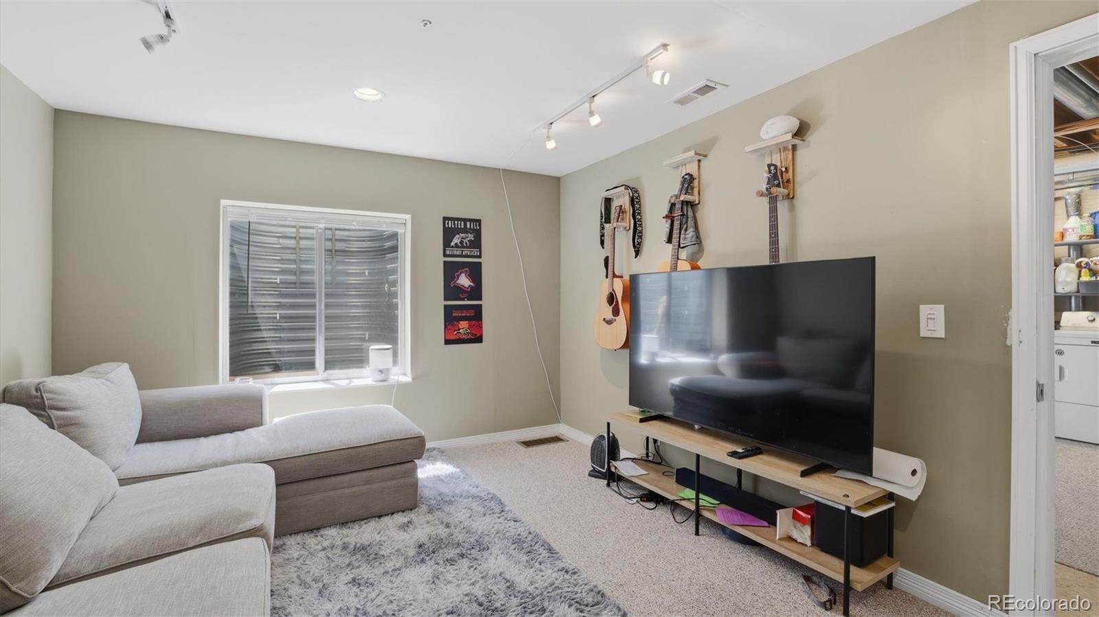 3383 White Oak Street