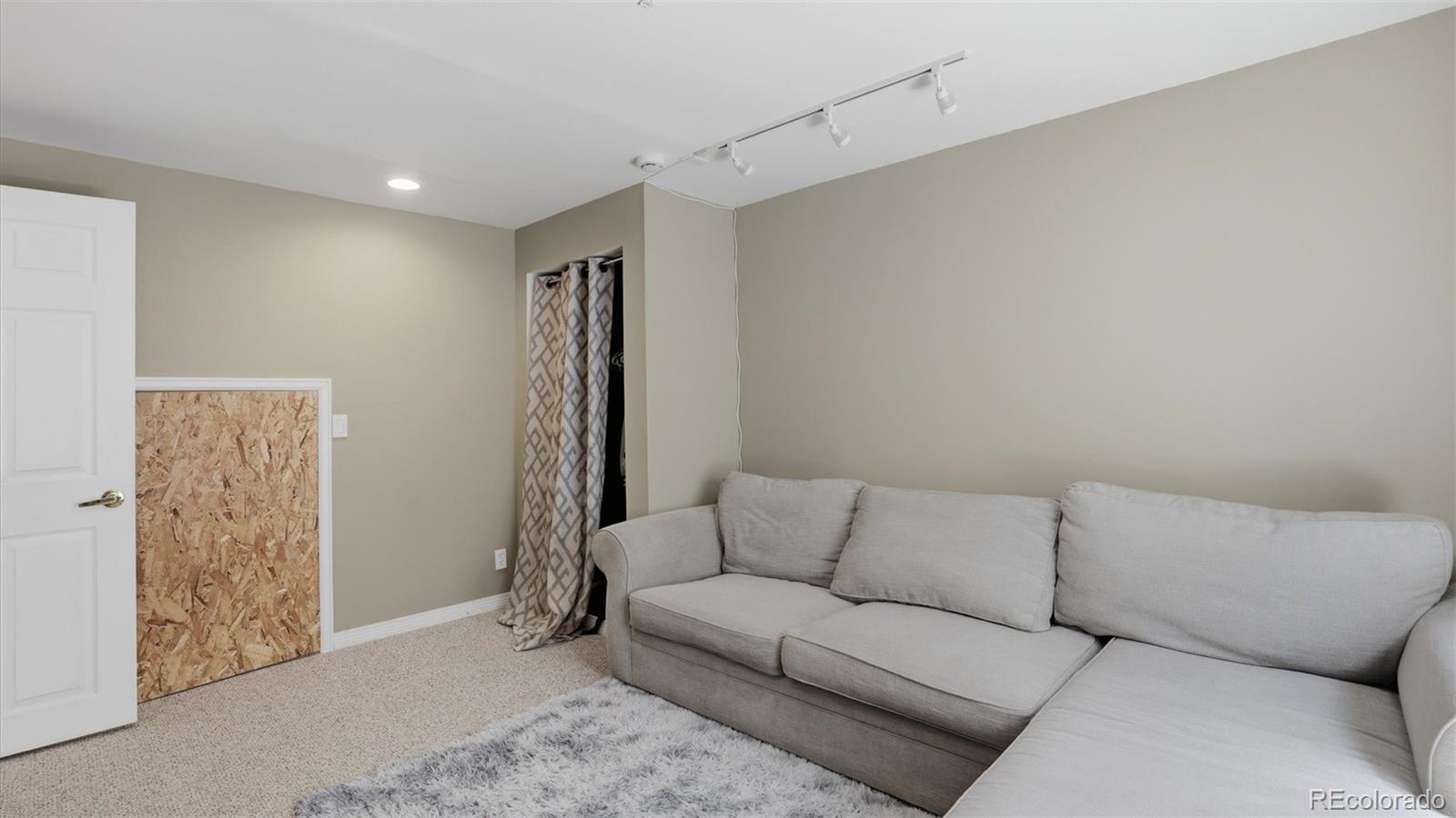 3383 White Oak Street