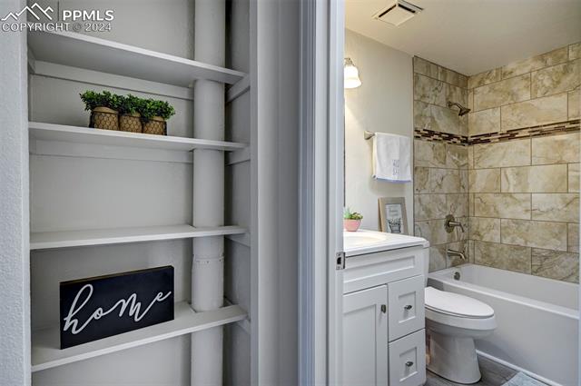 1405 Commanchero Court