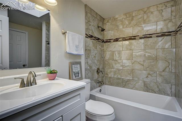 1405 Commanchero Court