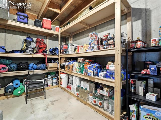 18370 Lazy Summer Way