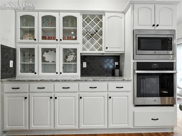 18370 Lazy Summer Way