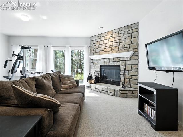 18370 Lazy Summer Way