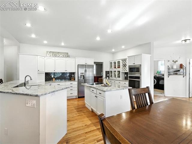 18370 Lazy Summer Way