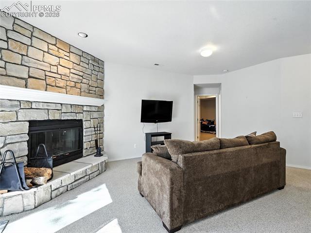 18370 Lazy Summer Way